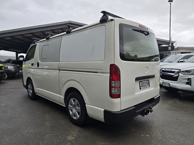2016 Toyota Hiace ZL TD 3.0D/5MT/LV/5D