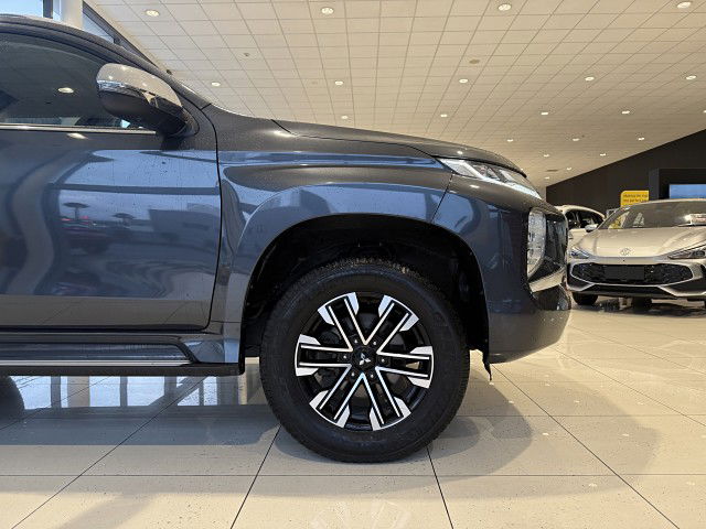 2021 Mitsubishi Pajero Sport Vrx 2.4D/4Wd/8At