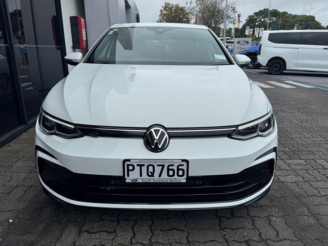 2023 Volkswagen Golf TSI R-Line