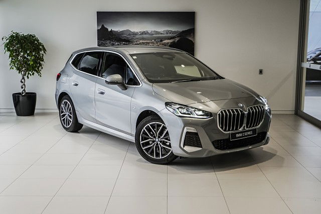 2025 BMW 225e xDrive Active Tourer