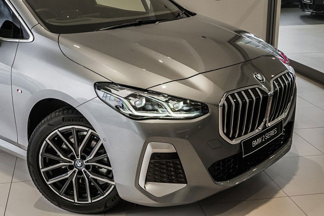 2025 BMW 225e xDrive Active Tourer