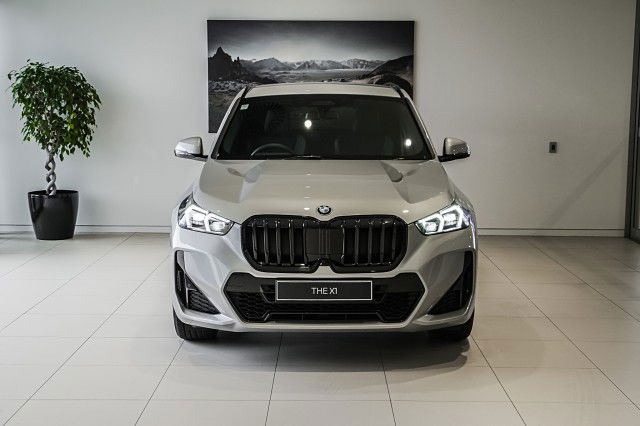 2025 BMW X1 sDrive18i