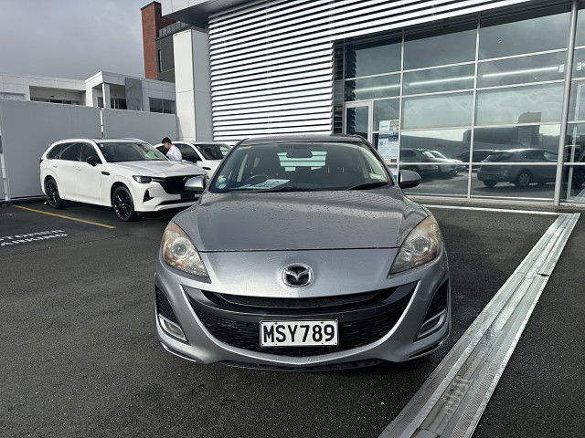 2010 Mazda Axela