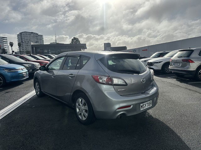 2010 Mazda Axela