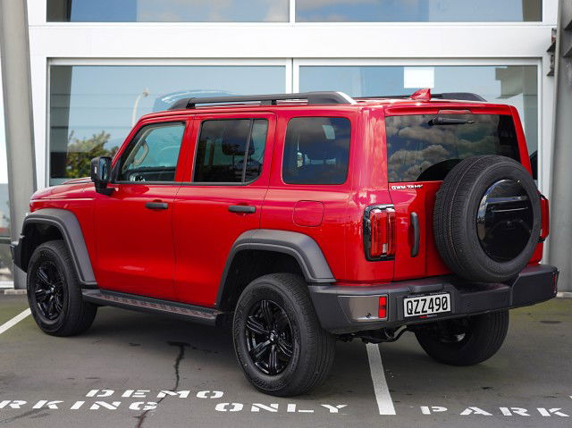 2025 GWM Tank 300 Lux 2.0P 8A 5Dr SUV
