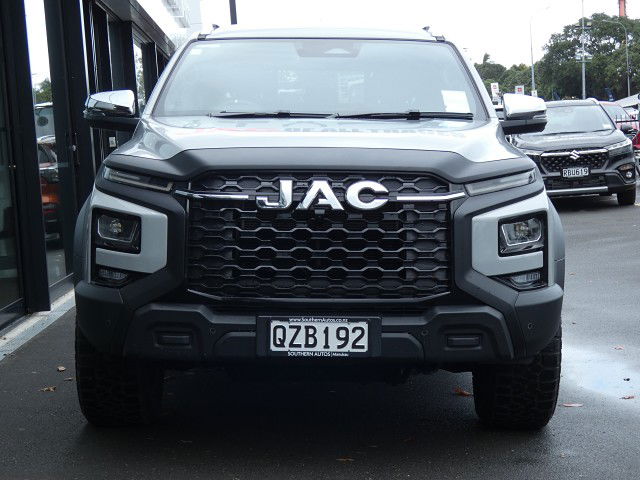 2025 JAC T9 2.0D/4Wd/8At