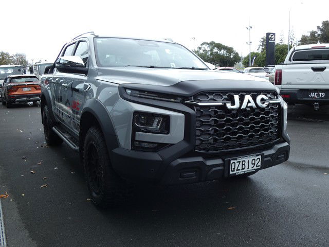 2025 JAC T9 2.0D/4Wd/8At