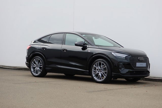 2025 Audi Q4 55 Dynamic Black Edition