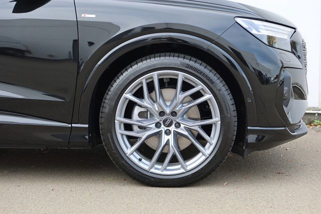 2025 Audi Q4 55 Dynamic Black Edition