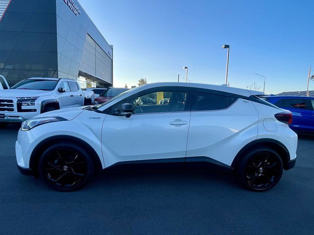 2018 Toyota C-HR G BLACK EDITION