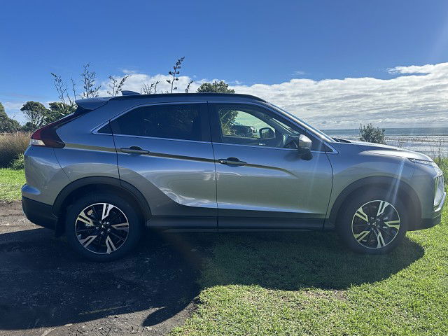 2025 Mitsubishi Eclipse Cross XLS 2WD