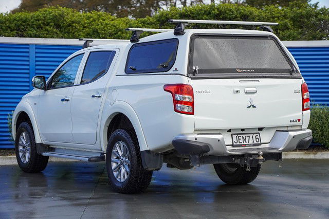 2015 Mitsubishi Triton 2WD D DCAB GLX-R A