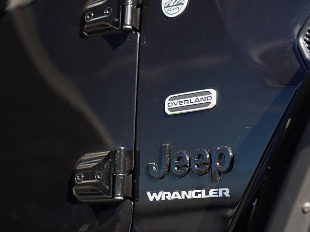 2025 Jeep Wrangler Overland Midnight Edition 2.0P 4WD 4Dr Wagon
