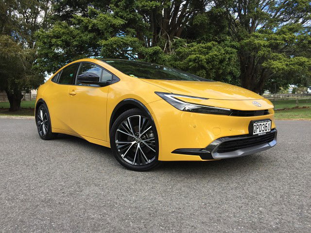 2023 Toyota Prius HEV