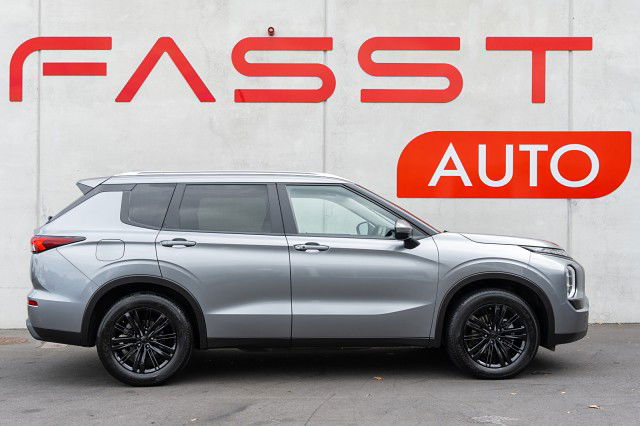 2023 Mitsubishi Outlander LS 2.5P/CVT