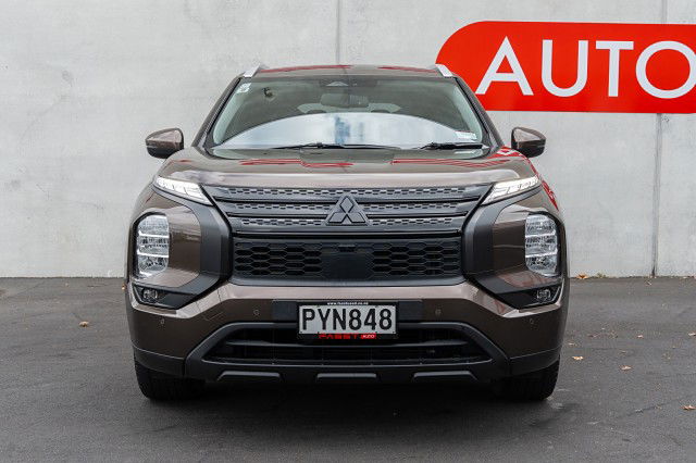 2023 Mitsubishi Outlander XLS 2.5P/4WD/CVT