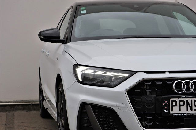 2022 Audi A1 35TFSI S LINE 1.5