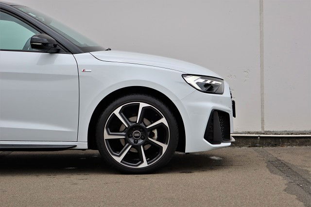 2022 Audi A1 35TFSI S LINE 1.5
