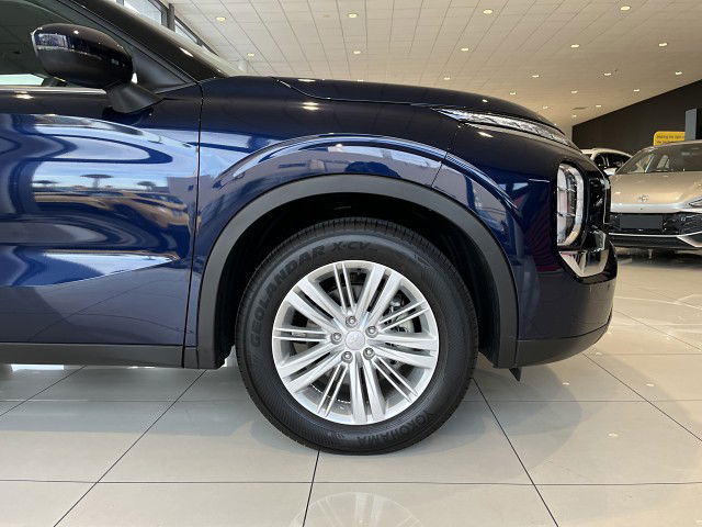 2025 Mitsubishi Outlander Ls 2.5P/4Wd/Cvt