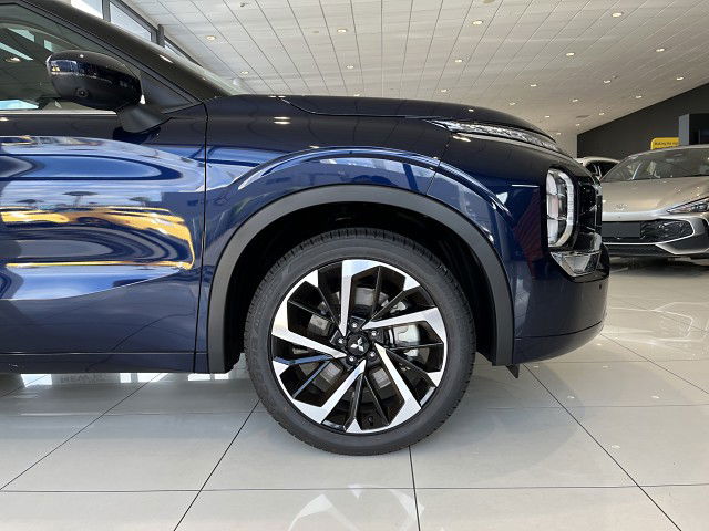 2024 Mitsubishi Outlander Vrx 2.5P/Cvt