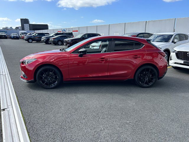 2014 Mazda Axela Sport