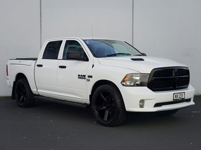 2021 RAM 1500 Express Rambox 5.7P 4WD 8A 4Dr Ute