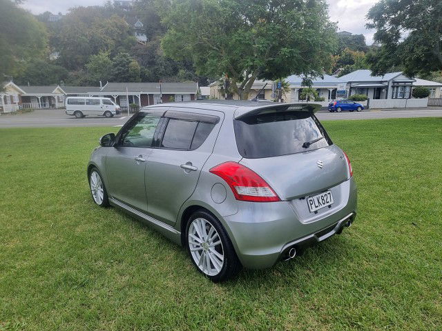 2013 Suzuki Swift Sport