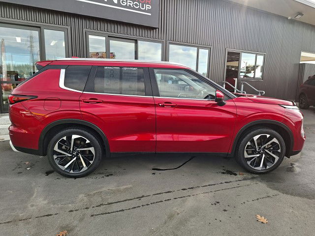 2023 Mitsubishi Outlander XLS 2.5P/CVT
