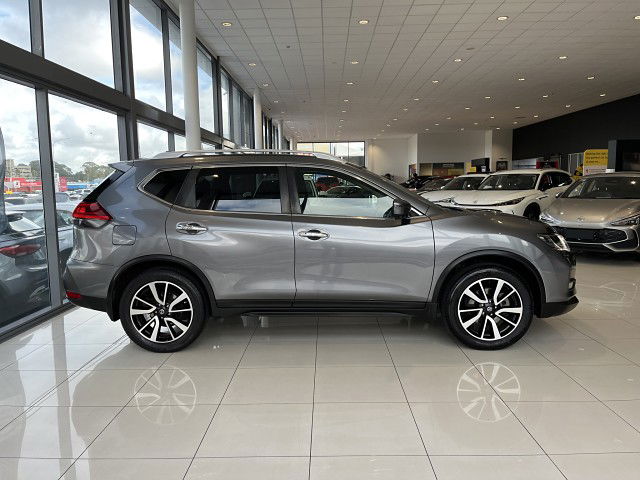 2020 Nissan X-Trail St-L 2.5P/6Cvt