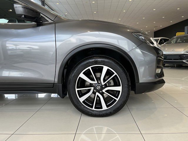 2020 Nissan X-Trail St-L 2.5P/6Cvt