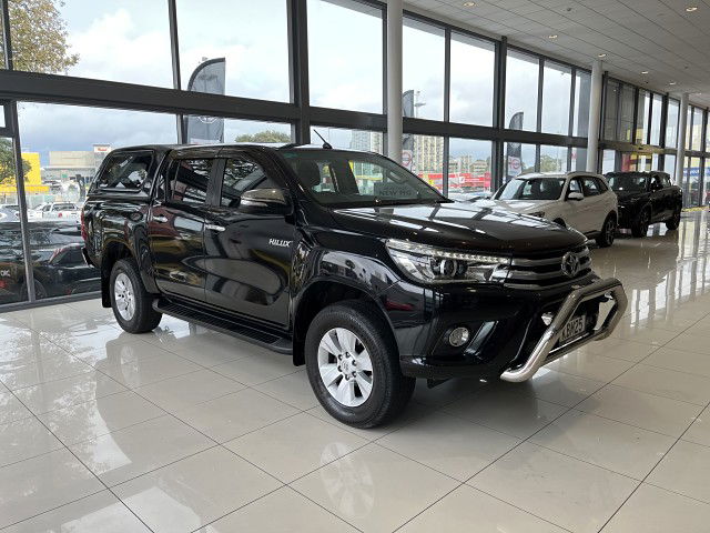 2016 Toyota Hilux Sr5 Td Dc 2.8D/6At/U