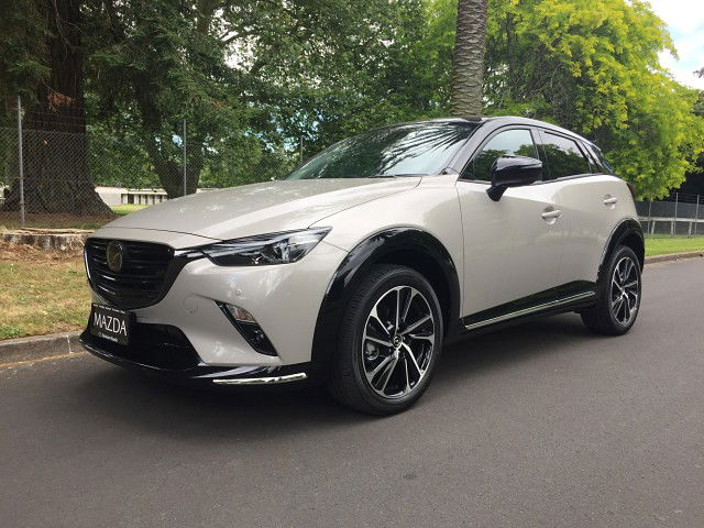 2025 Mazda CX-3 SP20