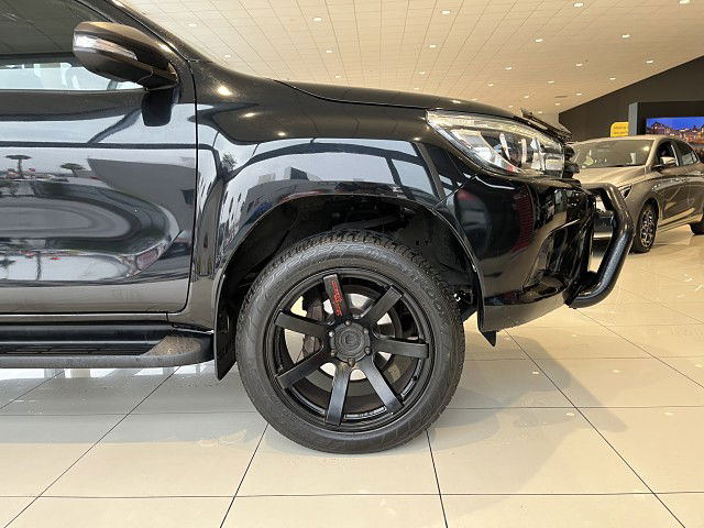 2016 Toyota Hilux Sr5 Td Dc 2.8D/6At/U