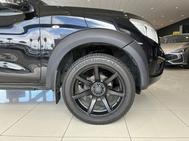 2020 Nissan Navara Rx 2.3D/7At/Ut/4Dr/5