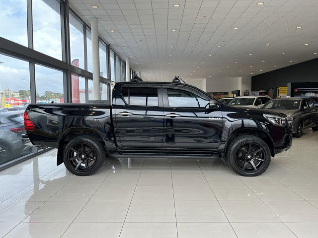 2019 Toyota Hilux Sr5 Td Dc 2.8D/6At/U