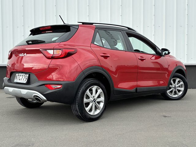 2021 Kia Stonic Lx 1.4p/6at