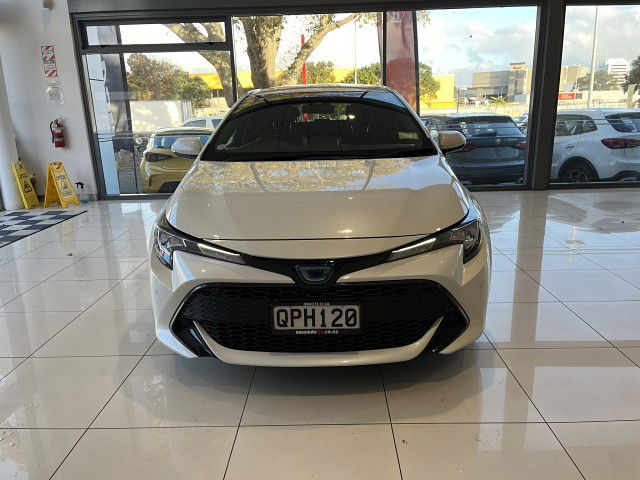 2018 Toyota Corolla HYBRID