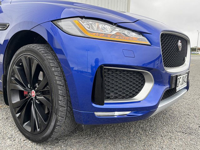 2016 Jaguar F-Pace S Supercharged First Edition 3.0p