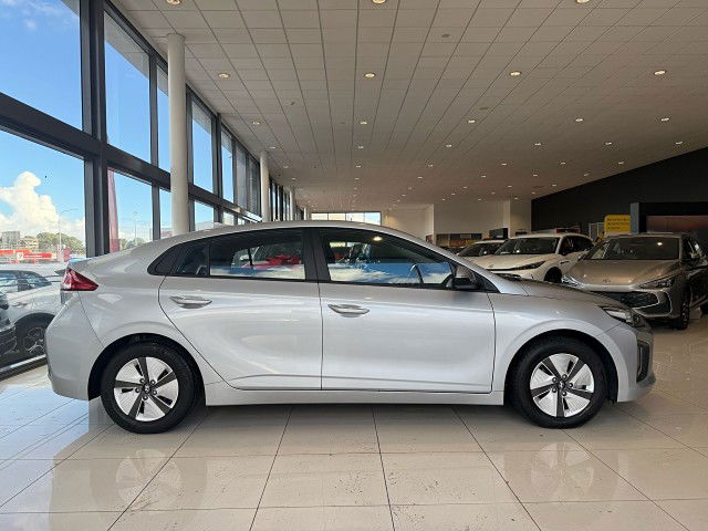 2022 Hyundai IONIQ Hybrid 1.6Ph/6Am