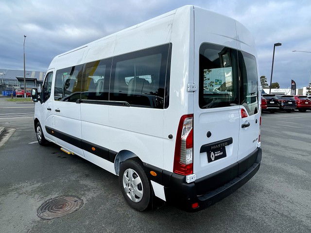 2025 Renault Master Minibus 2.3DT