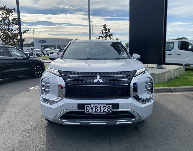 2025 Mitsubishi Outlander 2.5P VRX 4WD CVT