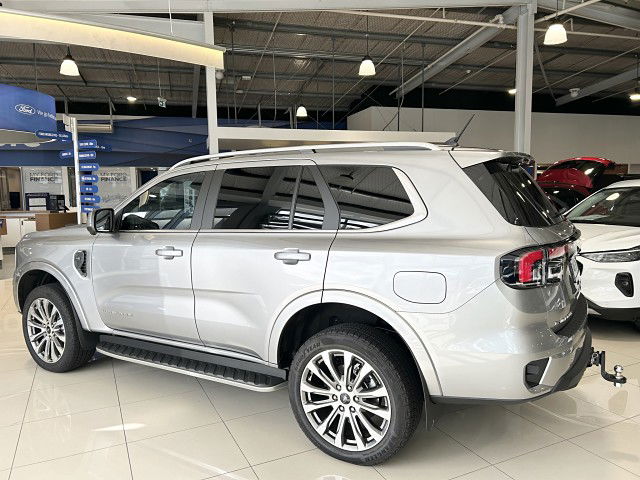 2025 Ford Everest Platinum 3.0 V6 AWD