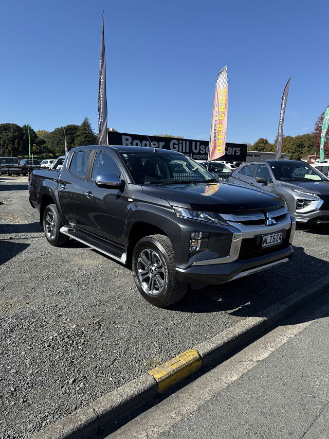 2019 Mitsubishi Triton DC WS 2.4D GLXR 2WD 6AT