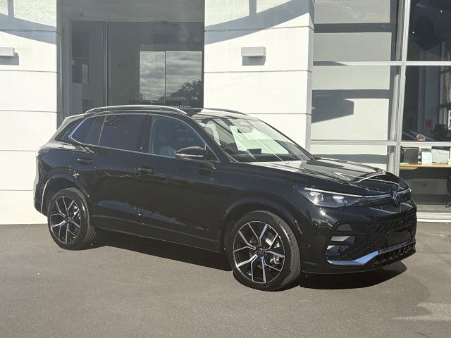 2025 Volkswagen Tiguan R-LINE 4MOTION 195kW