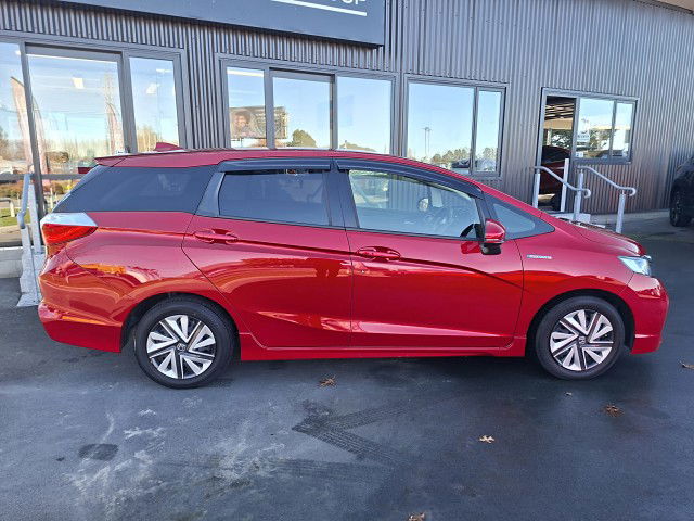 2018 Honda Fit SHUTTLE HYBRID