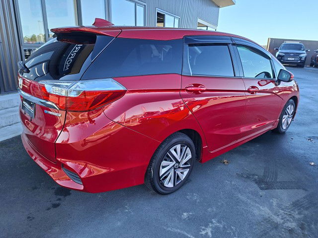 2018 Honda Fit SHUTTLE HYBRID