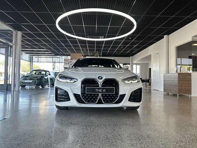2025 BMW i4 eDrive40