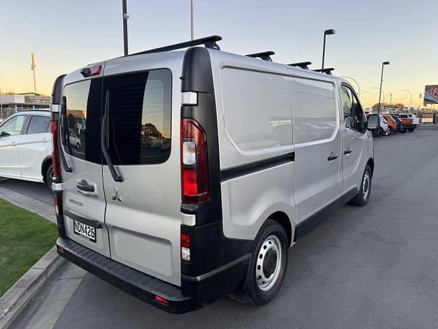 2020 Mitsubishi Express SWB 1.6DT/6MT