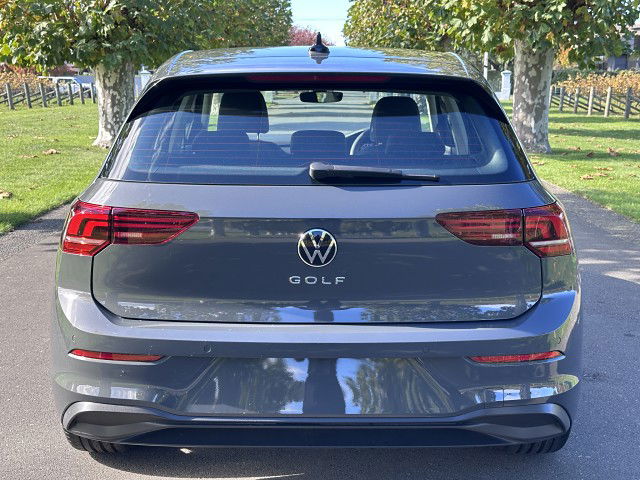 2025 Volkswagen Golf Life