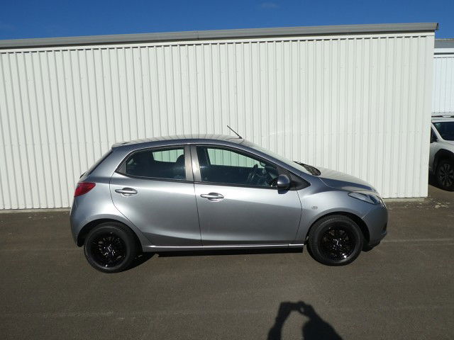 2011 Mazda Demio Hatch